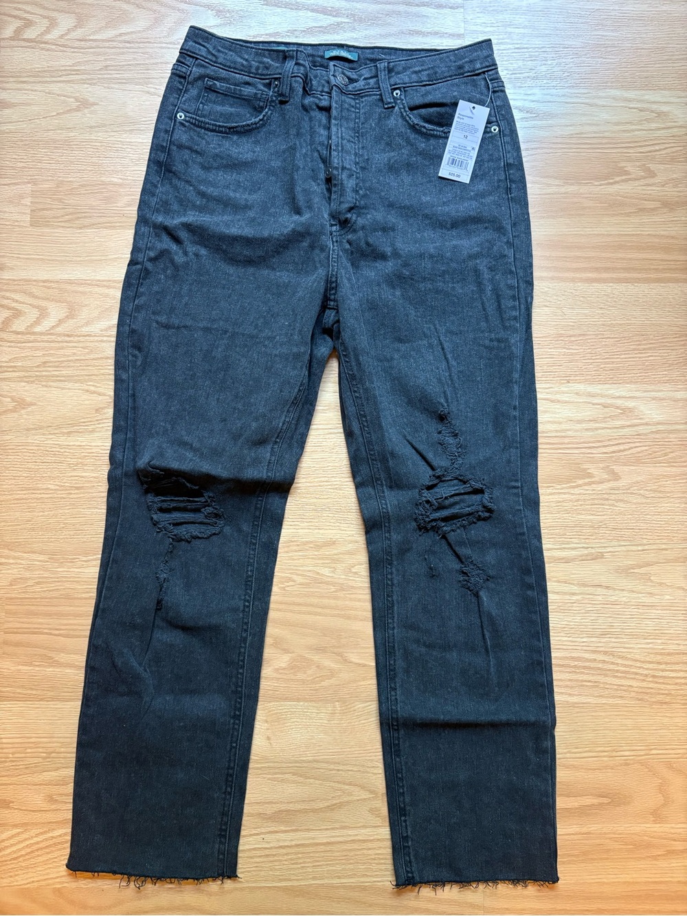 NWT Wild Fable Distressed High Rise Straight Jeans